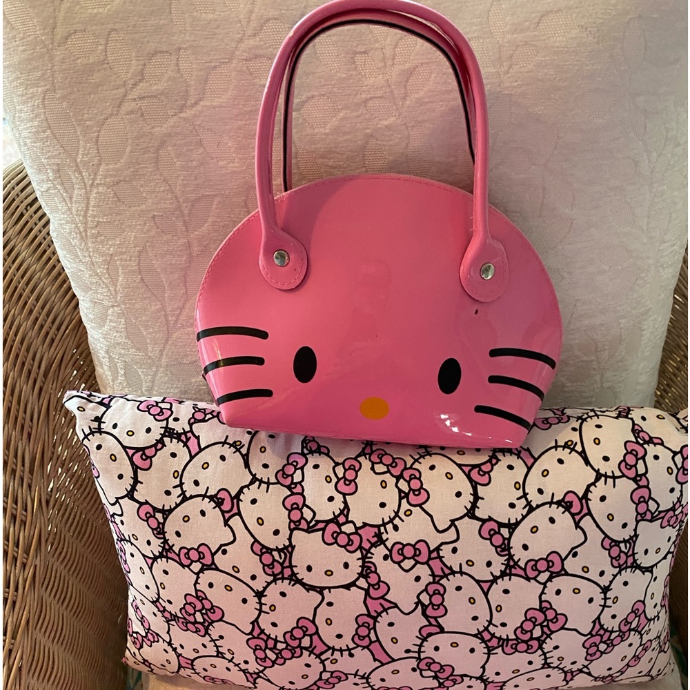Hello Kitty Small Purse & Pillow Set💕